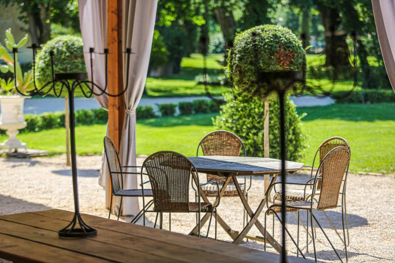 Le Manoir Du Thouron Hotell Saint-Sulpice  Eksteriør bilde